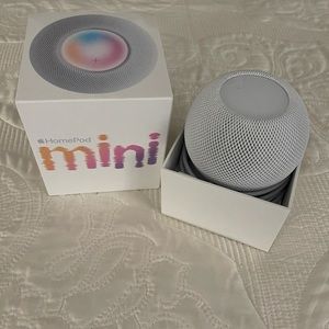 Apple HomePod Mini White Speaker With Box